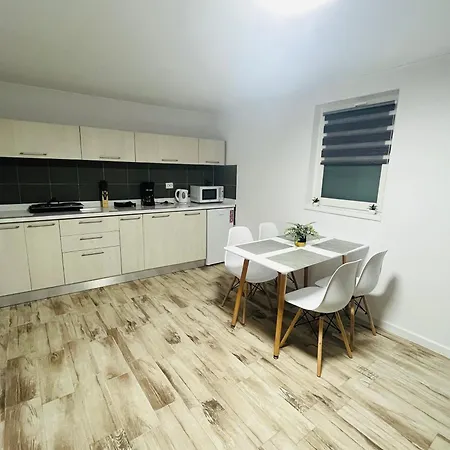 Apartament 3c Delux 3 *