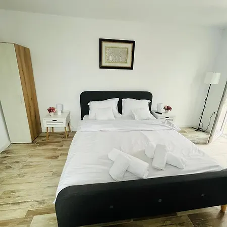 3c Delux 3 Apartament *