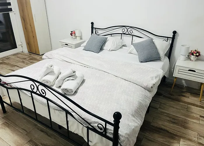 3c Delux 3 * Braşov